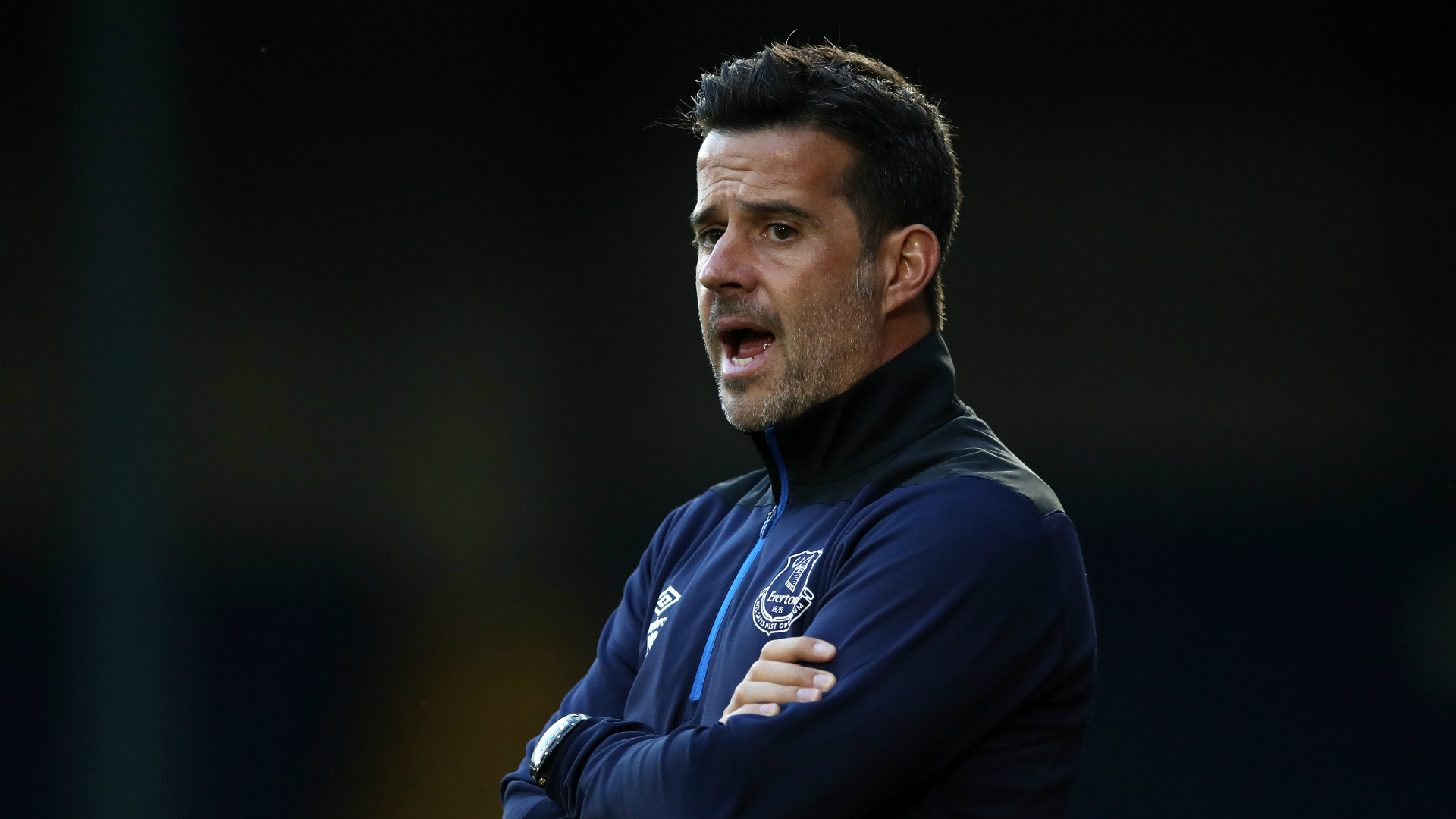 他曾协助主 他曾协助主